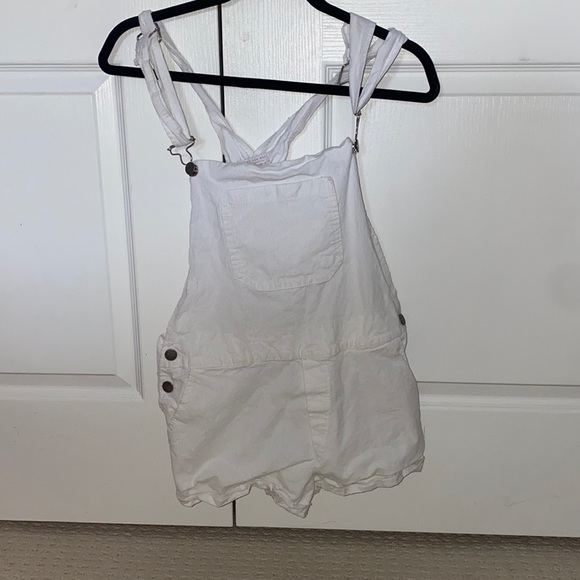 Brand new white short overalls - Picture 1 of 2